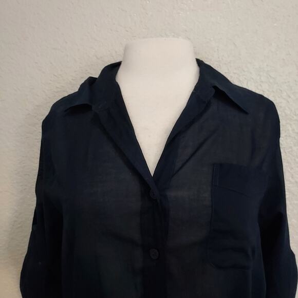 ⭐️5/$20 Ellen Tracy Navy Blue Button Down Size S - Picture 3 of 11